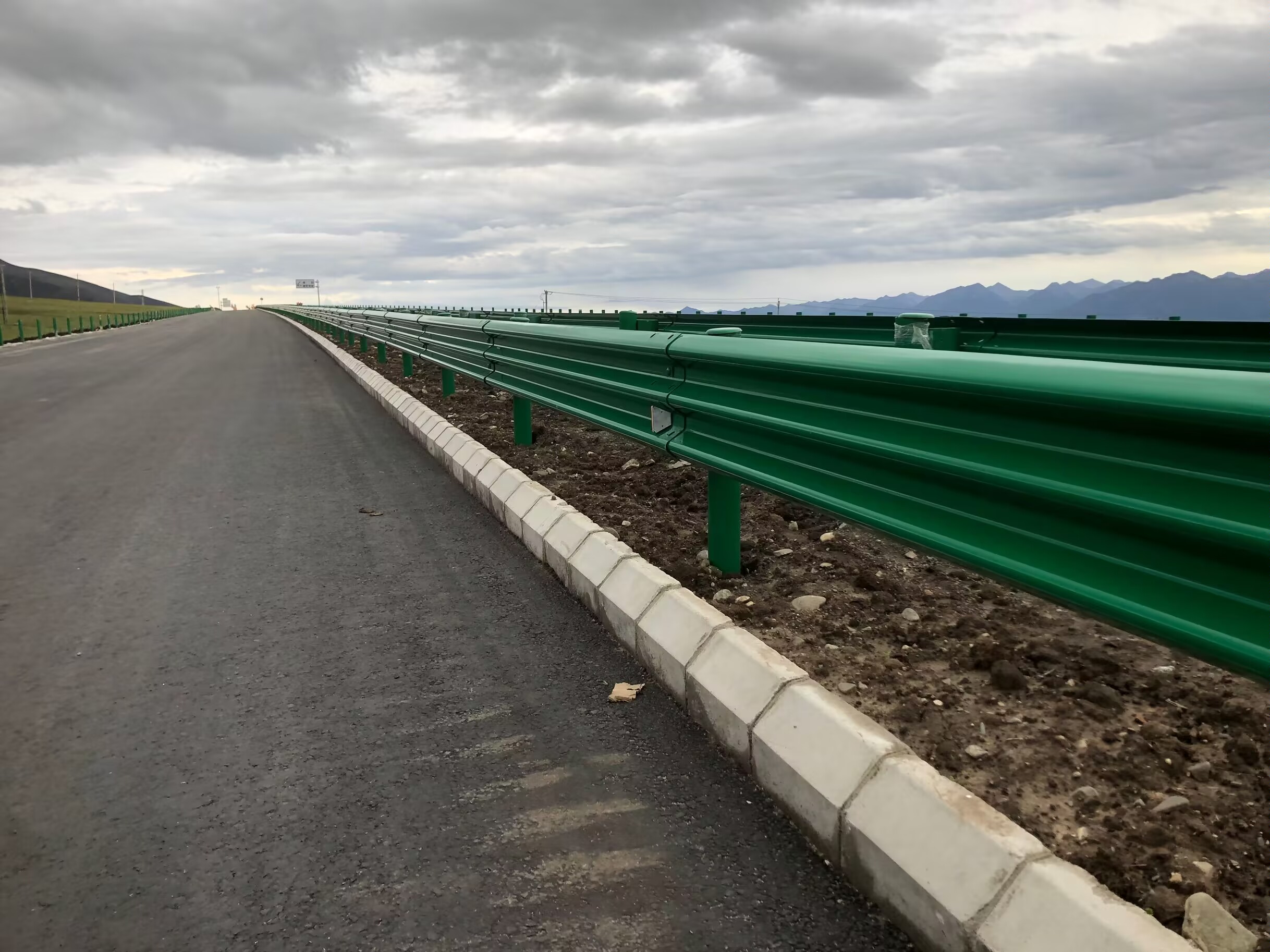 青白江区乡村公路波形护栏双波波形护栏 - 推荐